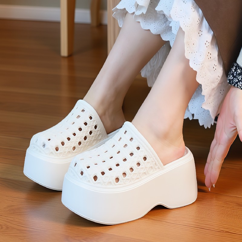 Women Shoes Model - Chunky Thick Sole 7cm Platform Slippers