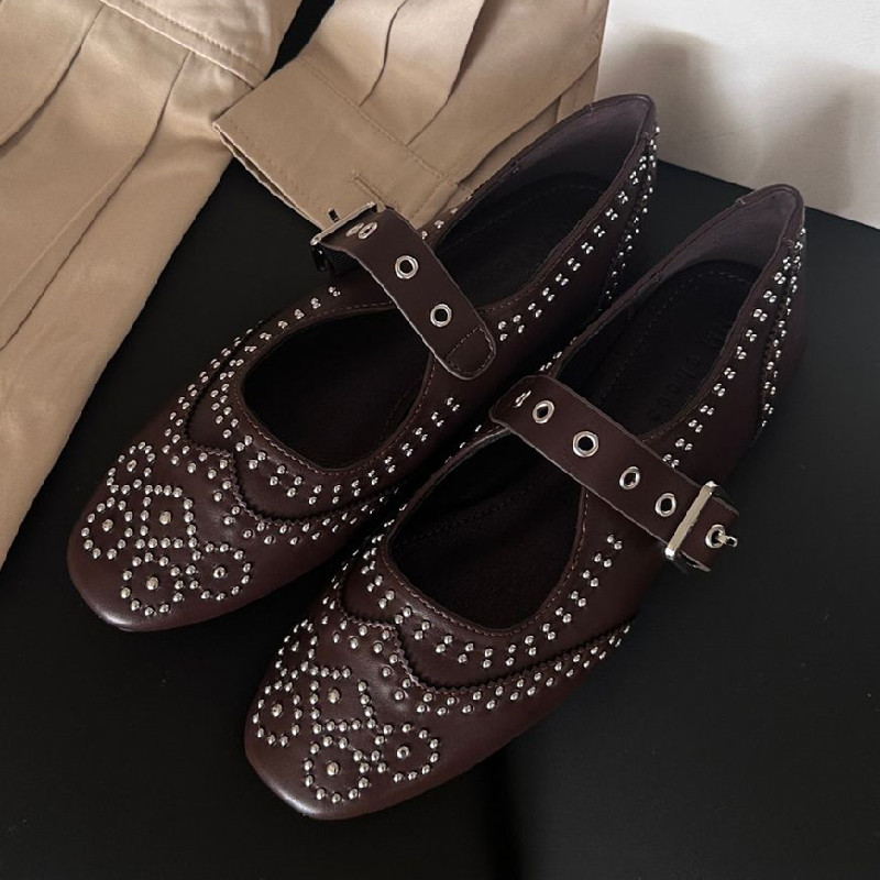 Retro Rivet Buckle Design Flat - Women Shoes Brands ulasan dan harga