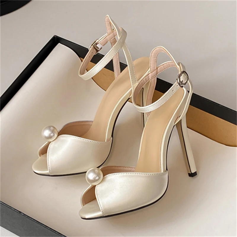 Eilyken Sexy String Bead Open  - Women Shoes Zara ulasan dan harga