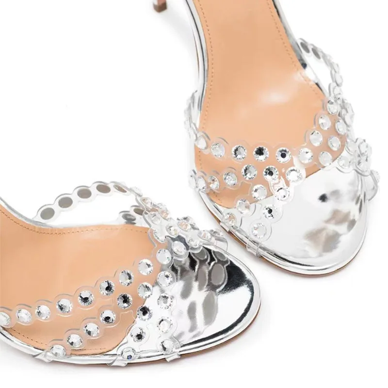 Socialite Plus Size Silver Hee - Jelly Sandal Women ulasan dan harga